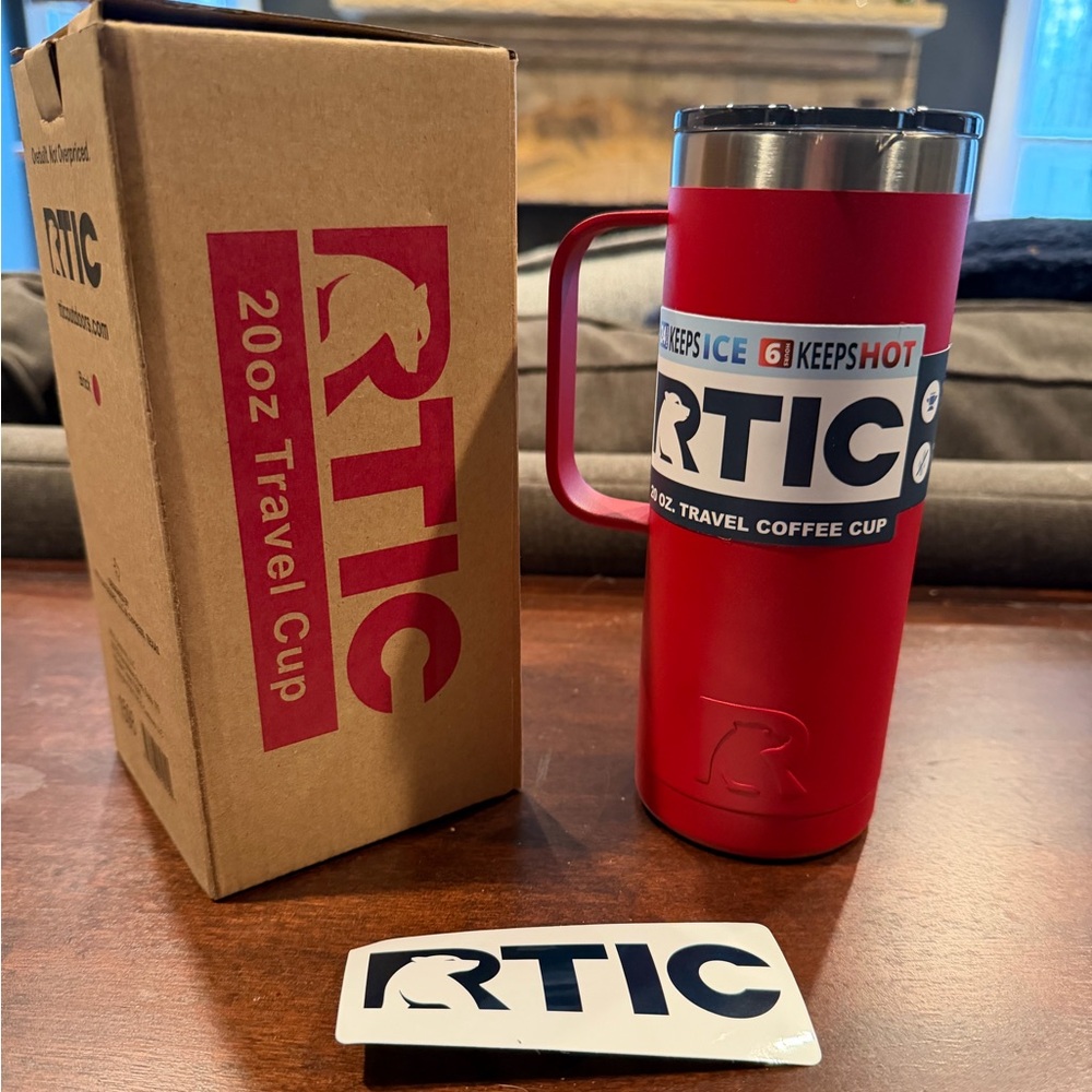 NEW in box Rtic ❤️ Brick Red 20oz handled travel tumbler spill proof